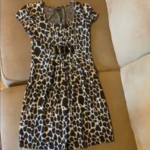 🦋 3 for $10 Very classy dress